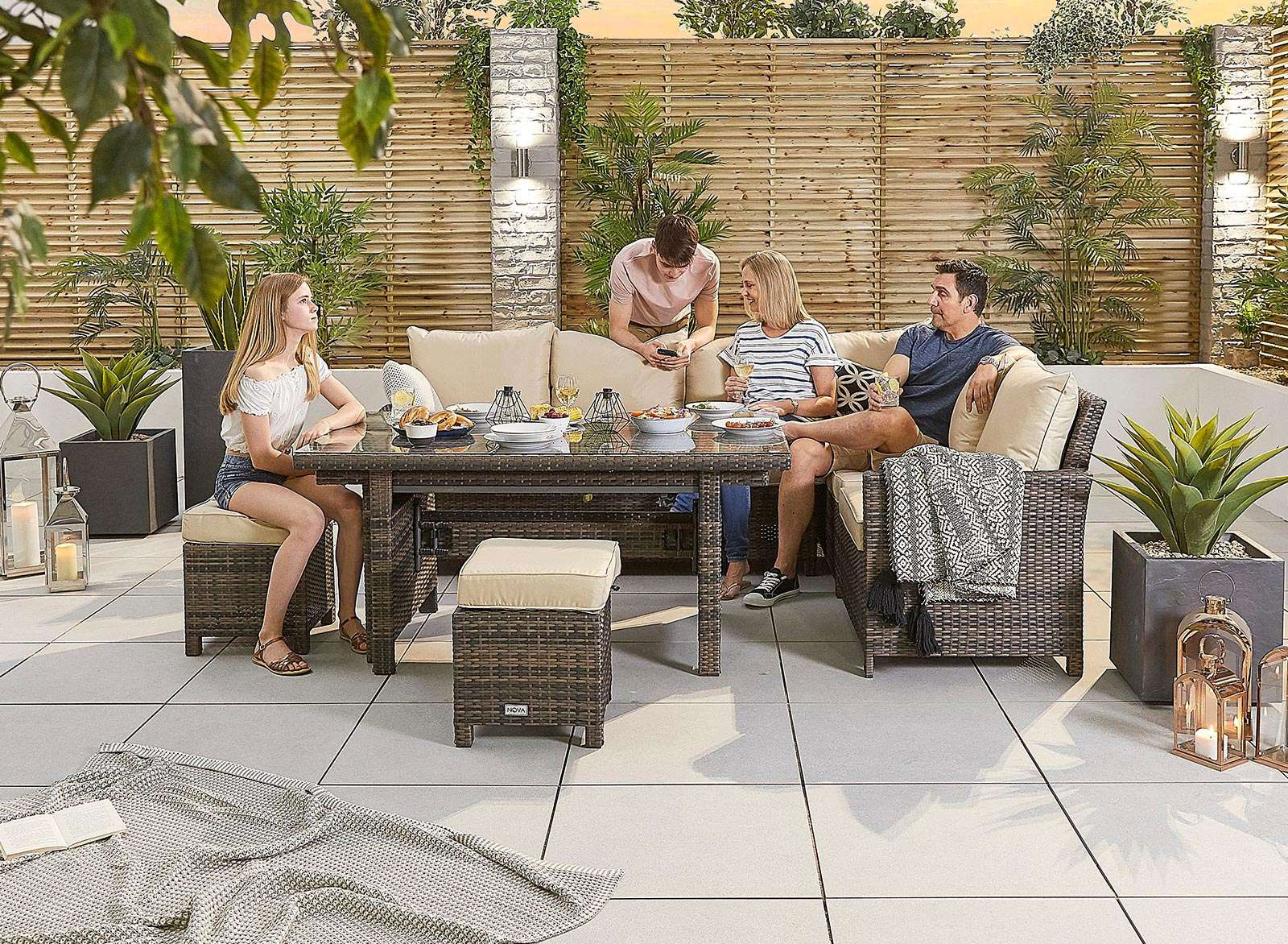 garden-design-trends-to-look-out-for-in-2023-new-english-living